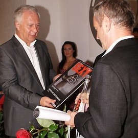 Zwycięzcy „seksownego” konkursu sztuki srebra