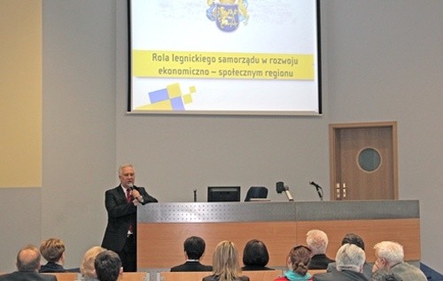 Wykład prezydenta Legnicy w ramach Legnickich Spotkań z Nauką