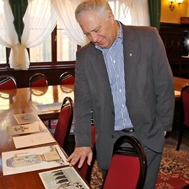 Prezydent Legnicy przyznał nagrodę specjalną Satyrykonu 2015