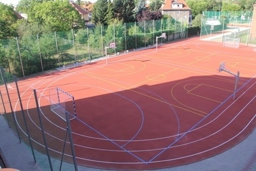 Wielkie sportowe otwarcie w SP 6