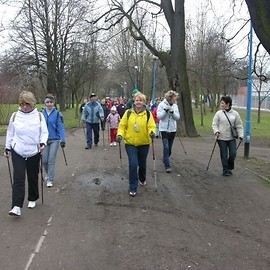 I Parkowy Marsz z Kijami Nordic Walking