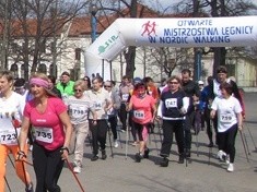 Mistrzowie Legnicy w Nordic Walking