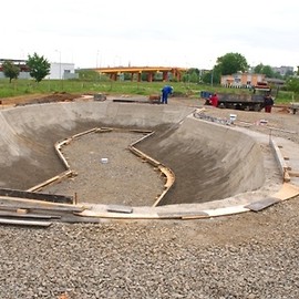 Co słychać na budowie skateparku?