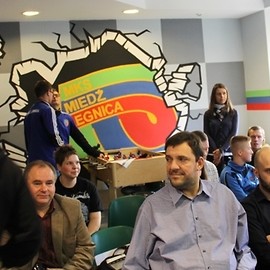 Kibice nie tylko kibicują