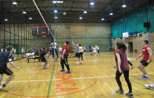 Przed Wielkanocą Siatkówka z Pisanką