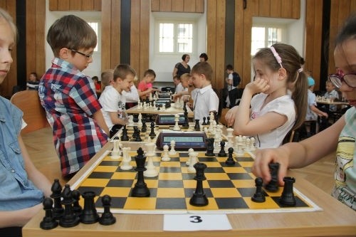 Wielkie zwycięstwa małych szachistów