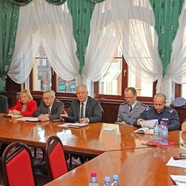 Aby bezdomni i samotni nie ucierpieli na skutek mrozów