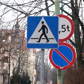 Firma Znak zadba o legnickie znaki drogowe