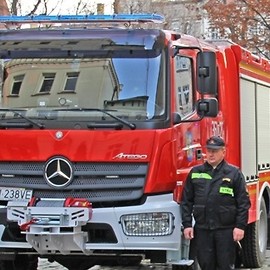 Mercedes dla strażaków