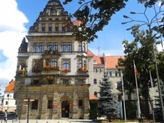 Rośnie ilość decyzji administracyjnych wydawanych przez Urząd Miasta. 282 ...