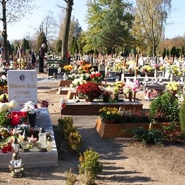 Organizacja ruchu w rejonie cmentarza w dniu Wszystkich Świętych