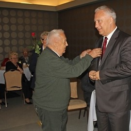 Seniorzy uhonorowali prezydenta