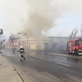 Pożar przy Kartuskiej ugaszony.  Trwają utrudnienia w ruchu