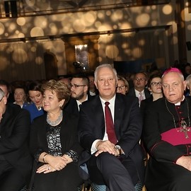 powiększ zdjęcie: Noworoczne spotkanie, Książka Roku i Anna Wyszkoni