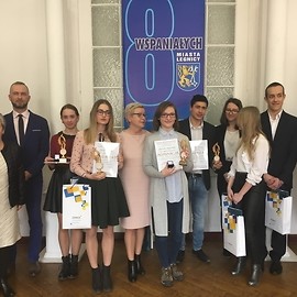 powiększ zdjęcie: Jedyni tacy wspaniali