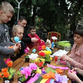 powiększ zdjęcie: Dzień Kobiet w Palmiarni z Marzeną Kipiel -Sztuką