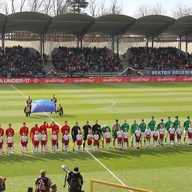 powiększ zdjęcie: Eliminacje U-17. Legnica wygrała