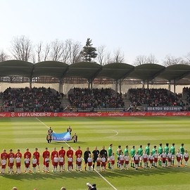 powiększ zdjęcie: Eliminacje U-17. Legnica wygrała