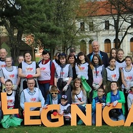powiększ zdjęcie: Ludzie ekopozytywni