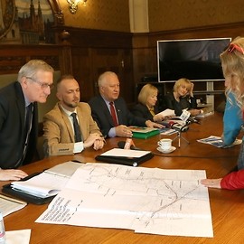 Więcej pieniędzy na żłobek, przedszkole, drogi, oświetlenie