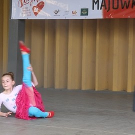 powiększ zdjęcie: Pierwszy dzień Majówki na sportowo i ludowo