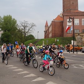 powiększ zdjęcie: Trzeci dzień Majówki. Konstytucja, skansen historyczny i rajd rowerowy