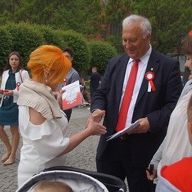 powiększ zdjęcie: Trzeci dzień Majówki. Konstytucja, skansen historyczny i rajd rowerowy
