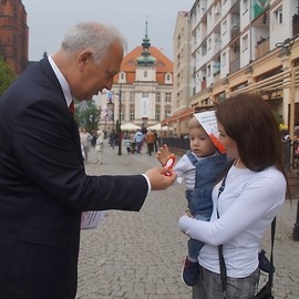 powiększ zdjęcie: Trzeci dzień Majówki. Konstytucja, skansen historyczny i rajd rowerowy