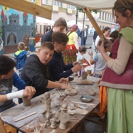 powiększ zdjęcie: Trzeci dzień Majówki. Konstytucja, skansen historyczny i rajd rowerowy