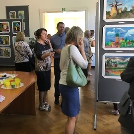 powiększ zdjęcie: Galeria MCK pełna talentów