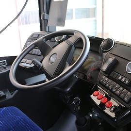 powiększ zdjęcie: Kolejne super autobusy w Legnicy