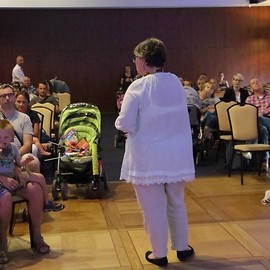 powiększ zdjęcie: Sztuka wychowywania dzieci. Spotkanie z Supernianią