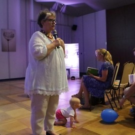 powiększ zdjęcie: Sztuka wychowywania dzieci. Spotkanie z Supernianią