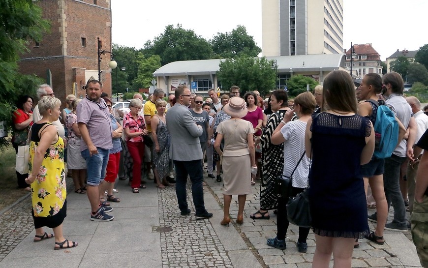 Miejskie zegary na wyciągnięcie ręki. Już są w sieci