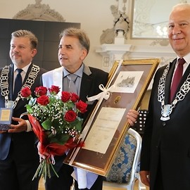 powiększ zdjęcie: Uroczysta sesja Rady Miejskiej