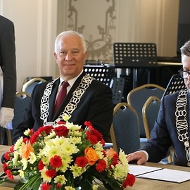 powiększ zdjęcie: Uroczysta sesja Rady Miejskiej