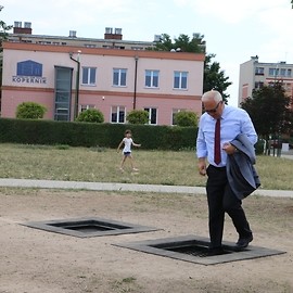 powiększ zdjęcie: LBO 2018. Kompleks sportowo-rekreacyjny przy SP 7