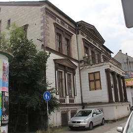 powiększ zdjęcie: Rewitalizacja Domu Hutnika. Będzie w nim przychodnia