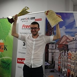 powiększ zdjęcie: W Legnicy walczyli mistrzowie gier słownych