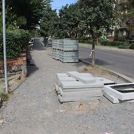 powiększ zdjęcie: LBO 2018. Przebudowa chodników na Piechoty, Artyleryjskiej i Saperów