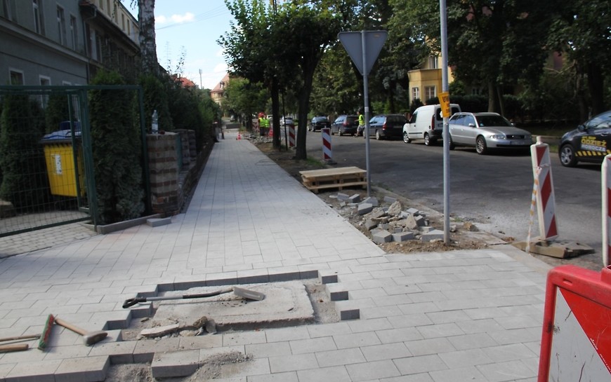 LBO 2018. Przebudowa chodników na Piechoty, Artyleryjskiej i Saperów