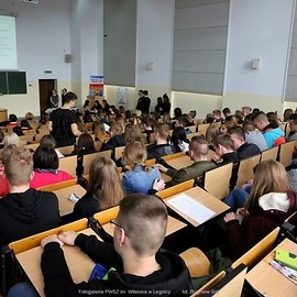 powiększ zdjęcie: Wolontariusze z #TEAMLegnica rozpoczynają kolejny projekt