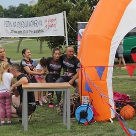 powiększ zdjęcie: Bawiliśmy się w piątek o piątej na Koperniku