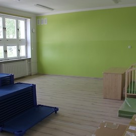 powiększ zdjęcie: Końcowe prace w przedszkolu i żłobku przy ul. Krzemienieckiej