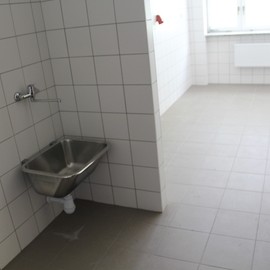 powiększ zdjęcie: Końcowe prace w przedszkolu i żłobku przy ul. Krzemienieckiej
