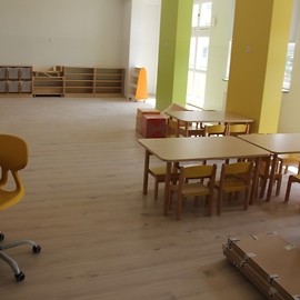 powiększ zdjęcie: Końcowe prace w przedszkolu i żłobku przy ul. Krzemienieckiej