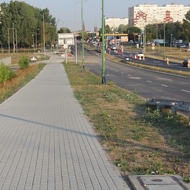 powiększ zdjęcie: Przebudowa al. Piłsudskiego. Asfalt na jezdni południowej