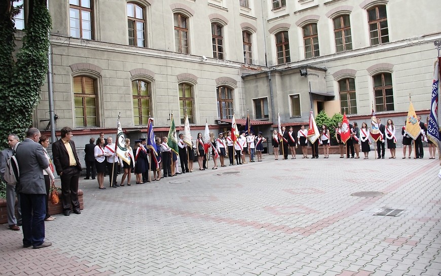 136 najlepszych uczniów otrzyma stypendia prezydenta