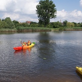 Na Kormoranie tylko plaża, kajaki i urządzenia sportowe
