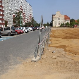 powiększ zdjęcie: Na Koperniku powstaje kolejny parking